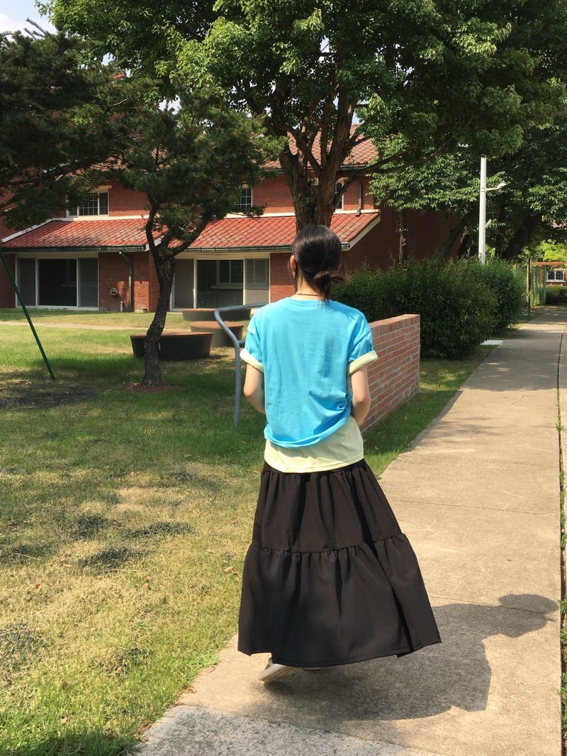 Flora Triple-Ruffle Long Skirt (2 Colors)