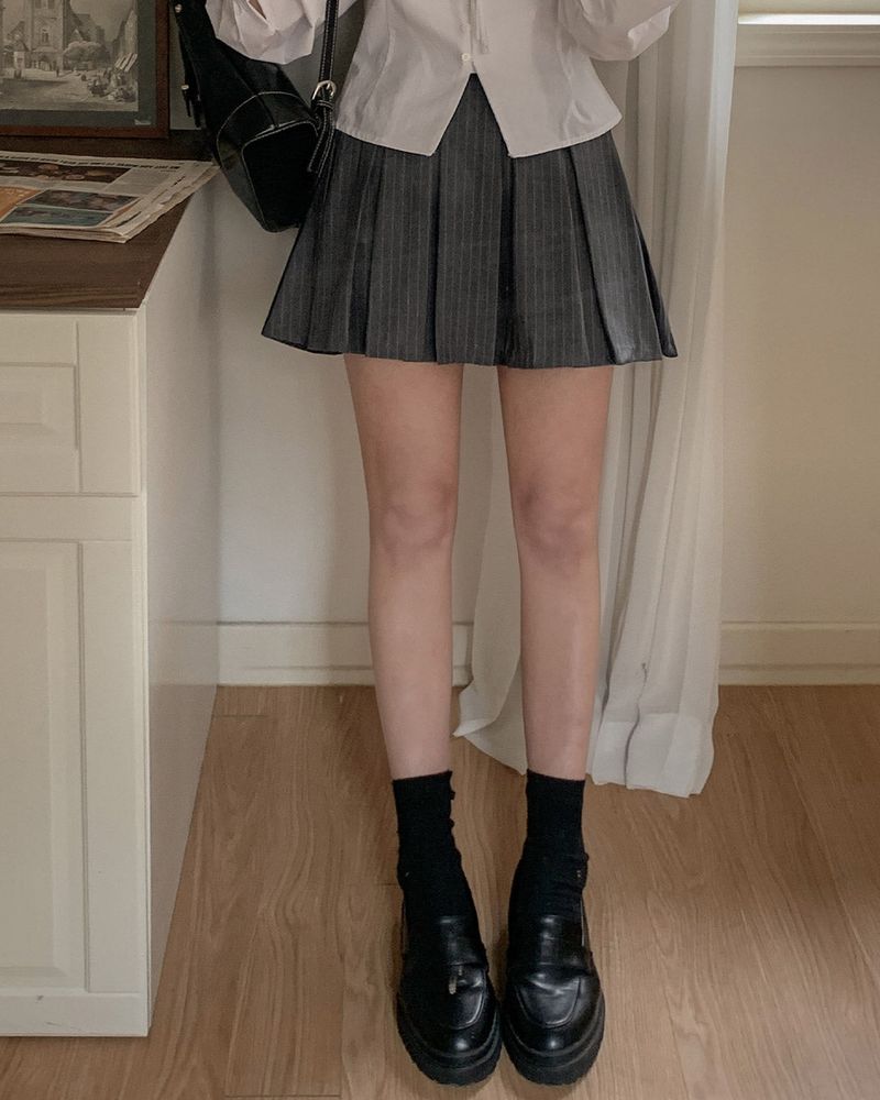 Tessa pleats mini skirt