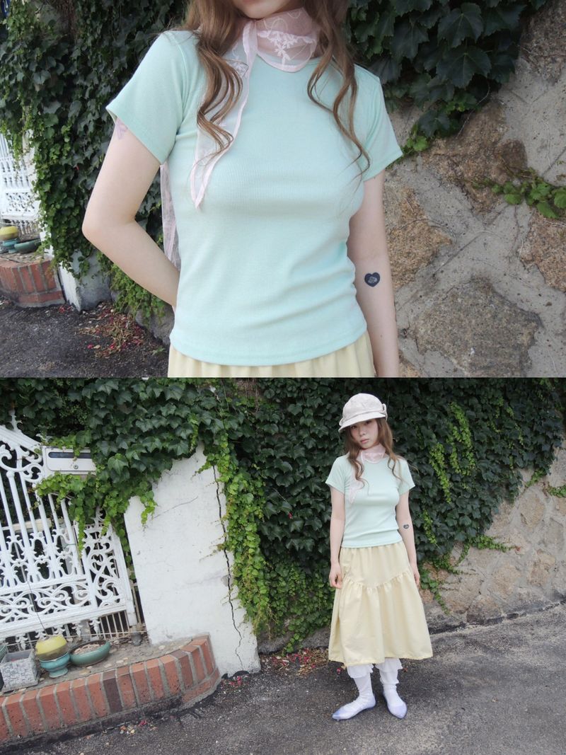NUPHLO(ニューフロー)の「JELLY RIBBED SHORT SLEEVE T-SHIRT(Tops)」