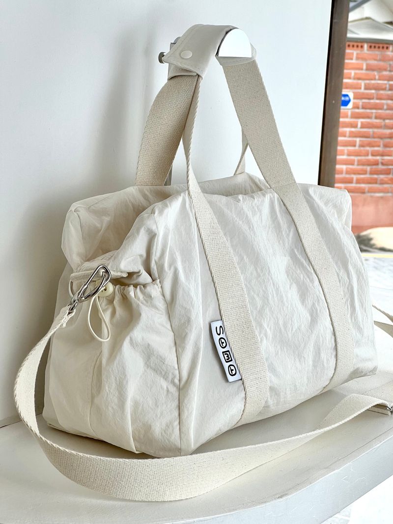 Holiday Mood Bag-ivory