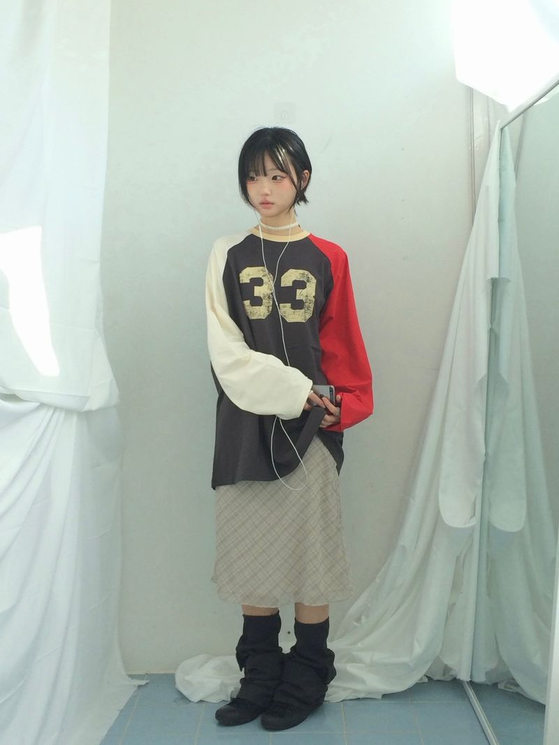 Number-printed color long sleeve