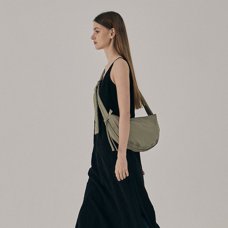 HALFMOON BAG SEPIA