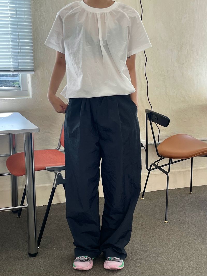 String point short-sleeved