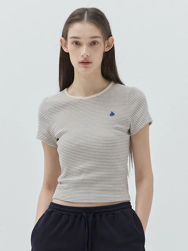 KIRSH（キルシー）の「KIRSH PLAIN SLIM FIT STRIPE T-SHIRT - DARK BLUE（Tops）」