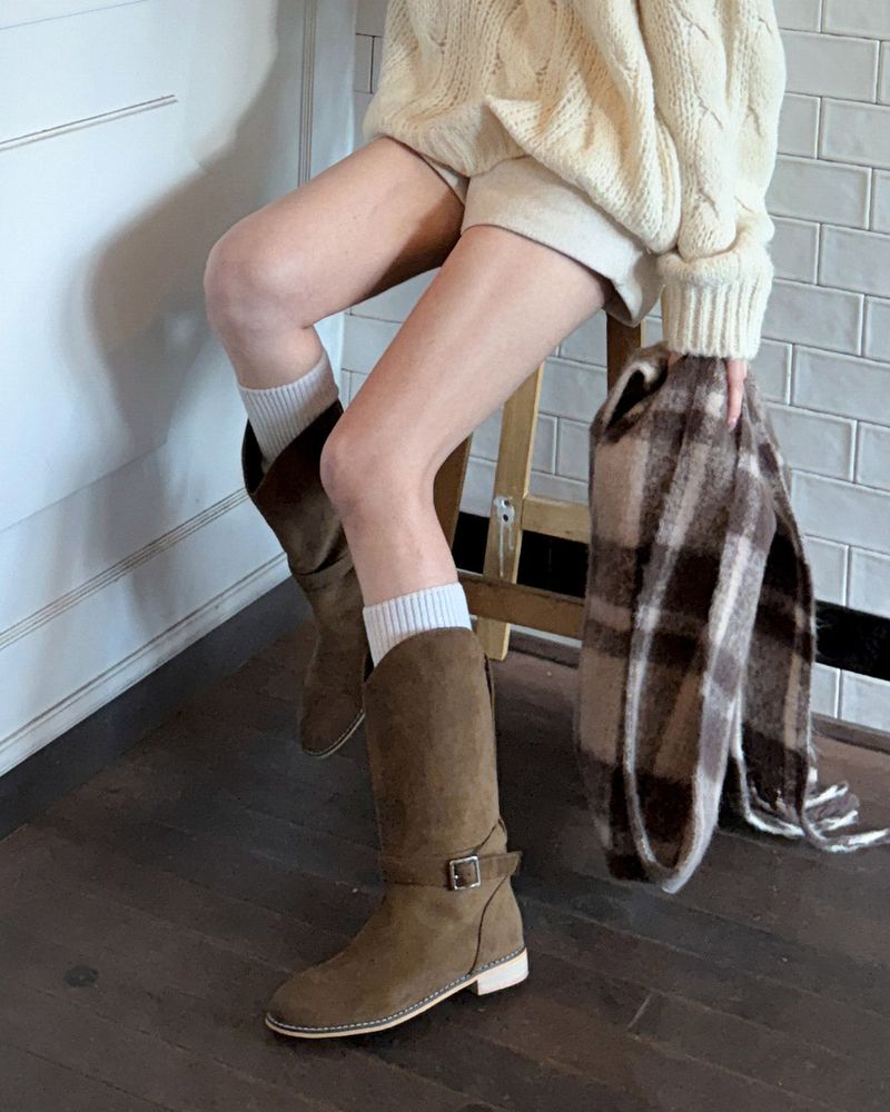 Rocent buckle boots