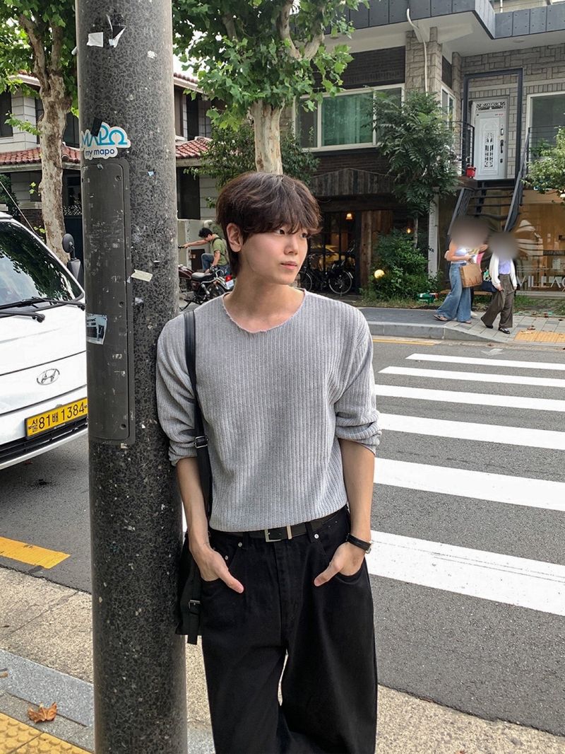 WHAT A LOOK（ワット ア ルック）の「Loa Decky Round Knit（Tops）」