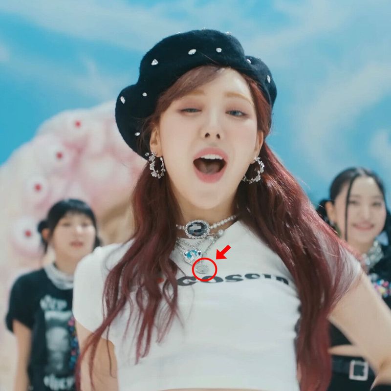0064 [IVE WONYOUNG, REDVELVET PICK] Opal heart rhinestone necklace
