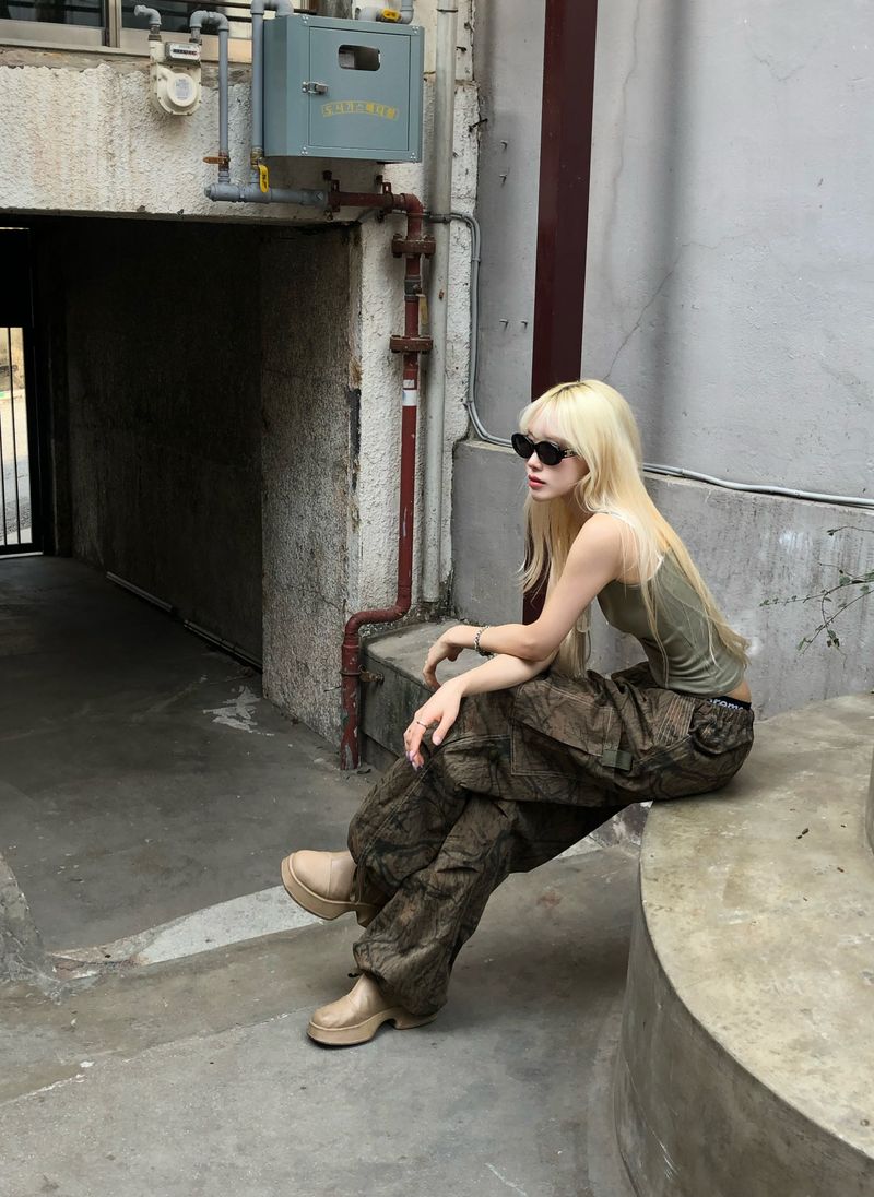 woody camo wide pants