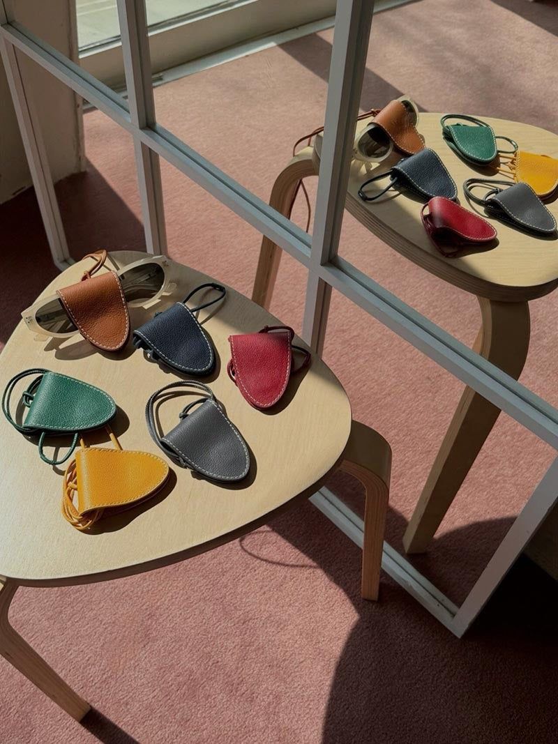 [Real Leather] Stitch Clip Sunglasses Holder