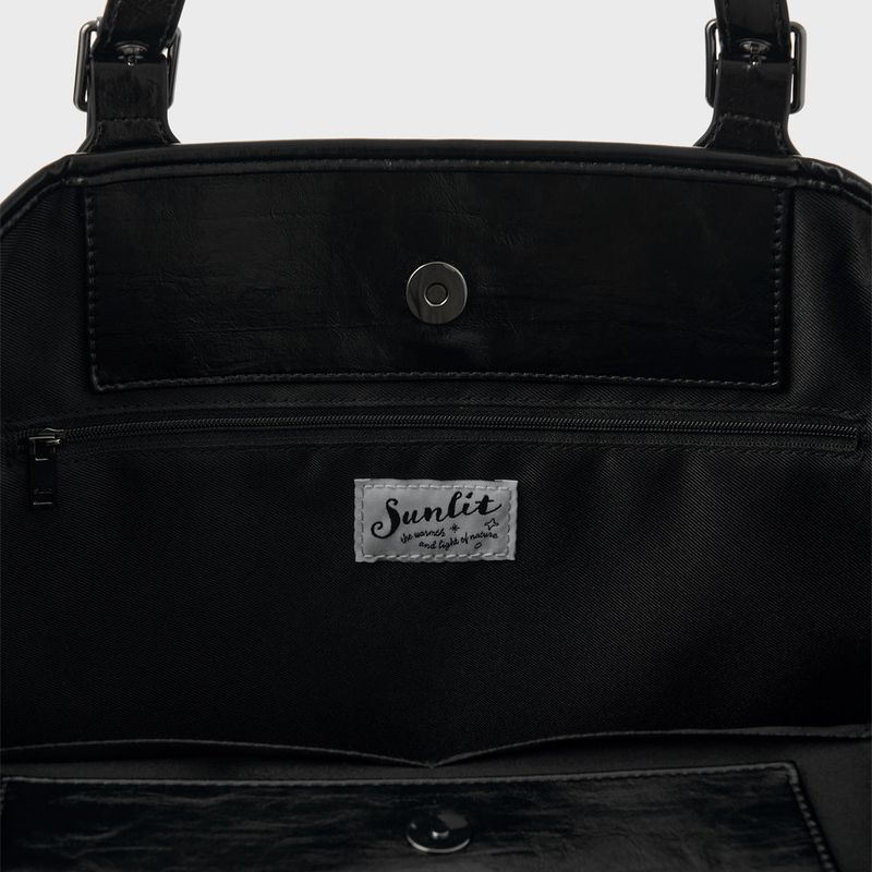 Glossy Buckle Bag (Black)