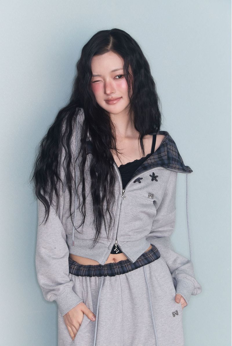 CONTRAST PATCH ZIP-UP GREY