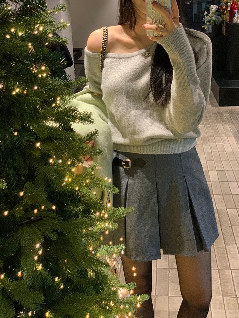 [MADE] Fulls cashmere unbalanced off-shoulder knitwear