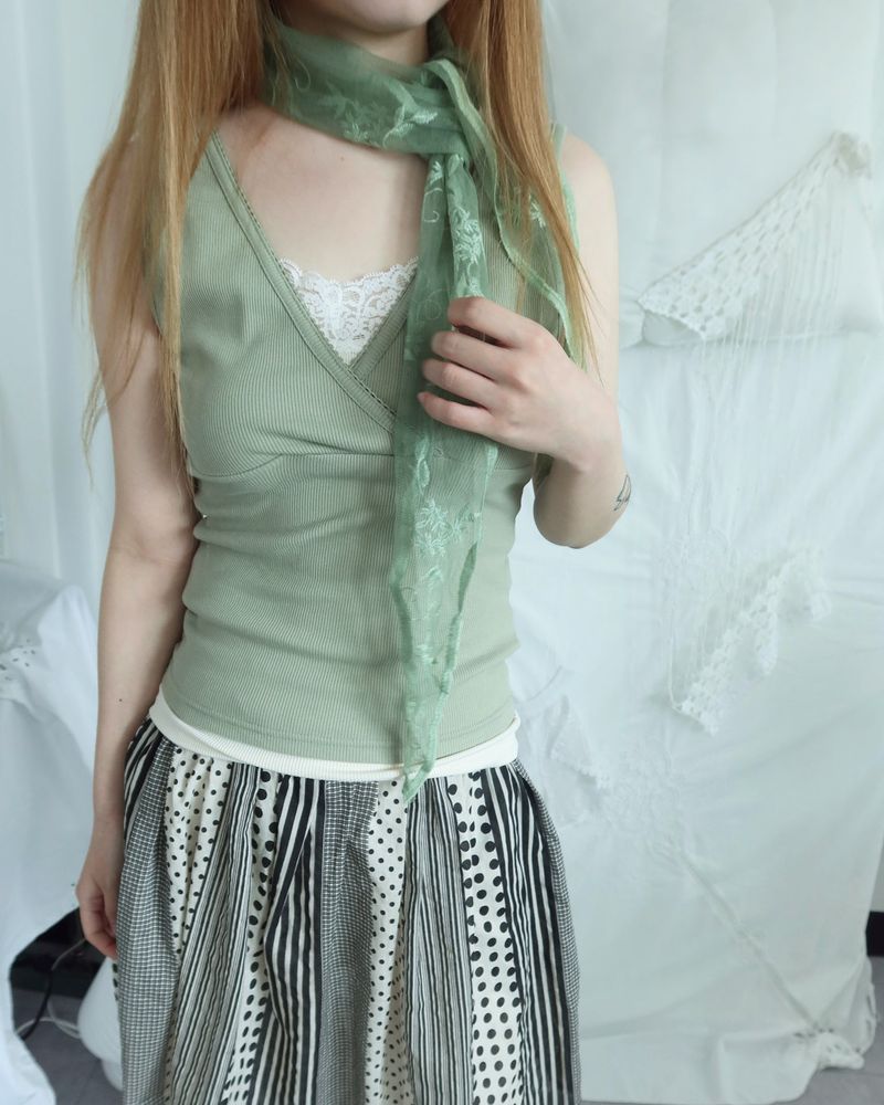 BLOOM LACE SCARF