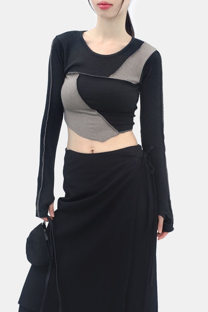 Neha Two-Tone Warmer T-Shirt
