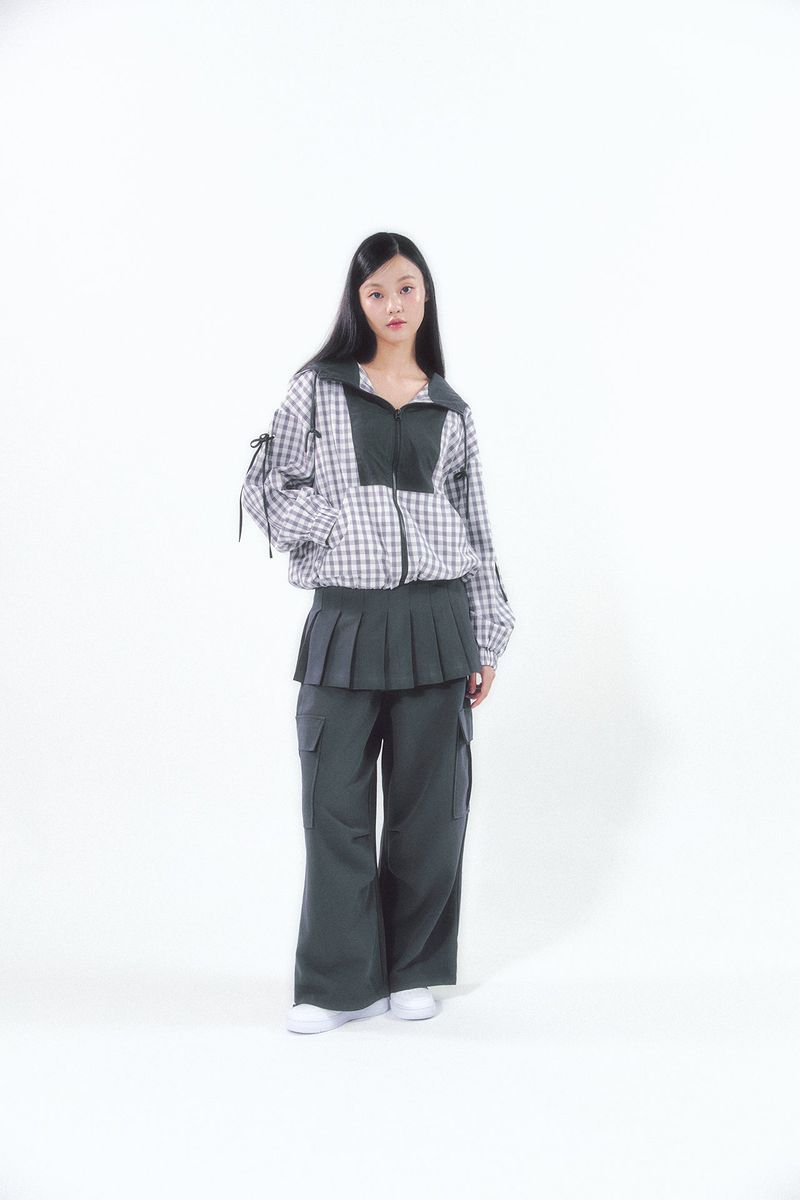 Pleats Skirt Cargo Pants Set Charcoal