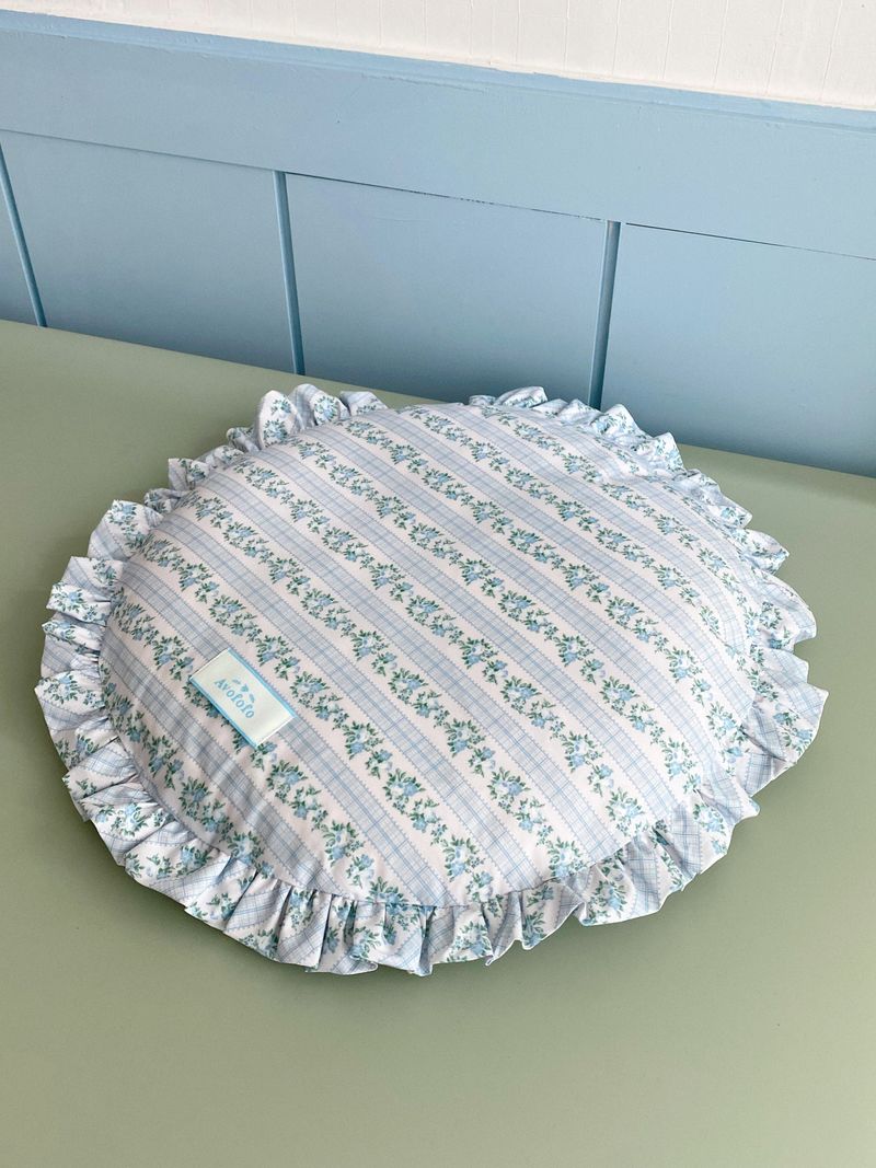 Avofofo（アボポポ）の「Dajia floral frill cushion cover cushion cover（Smartphone Accessories）」