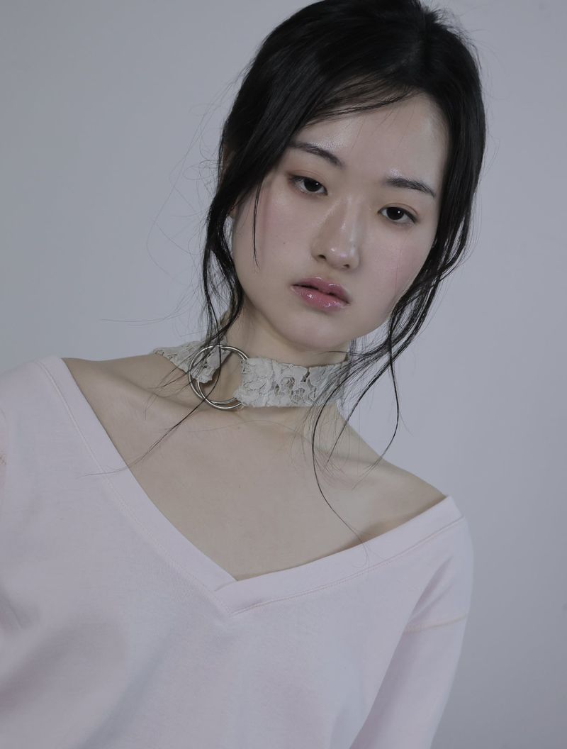 Loose V-Neck Long Sleeve -Bright pink 