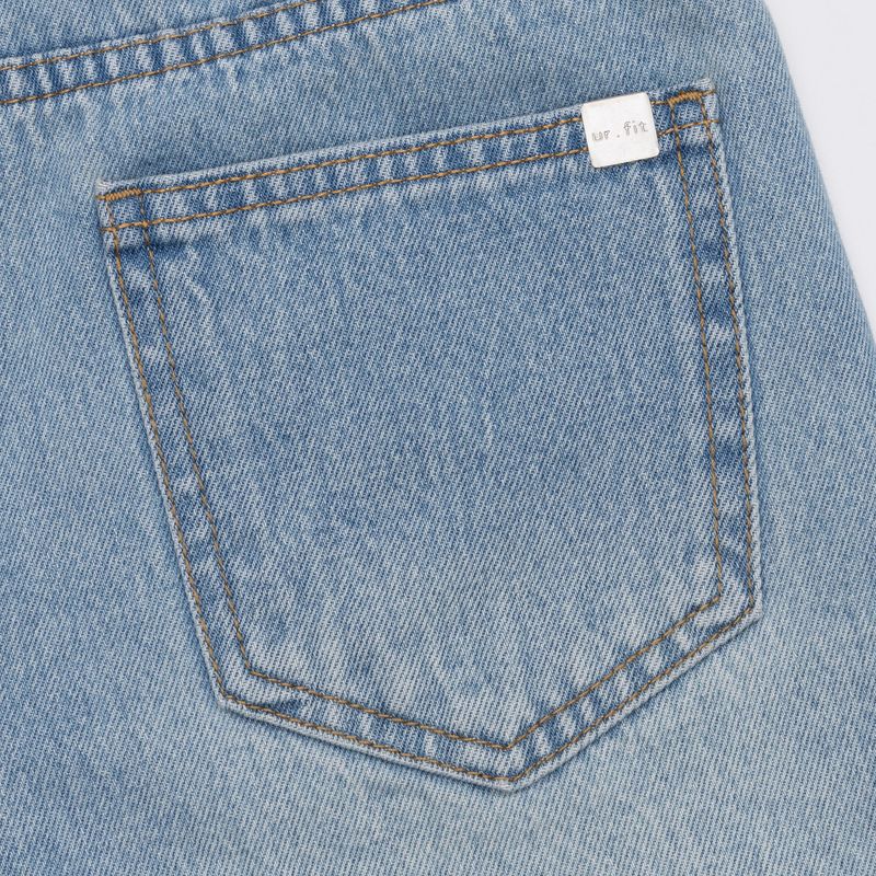 FLOWER EMBROIDERY LIGHT BLUE DENIM SHORTS code 18201
