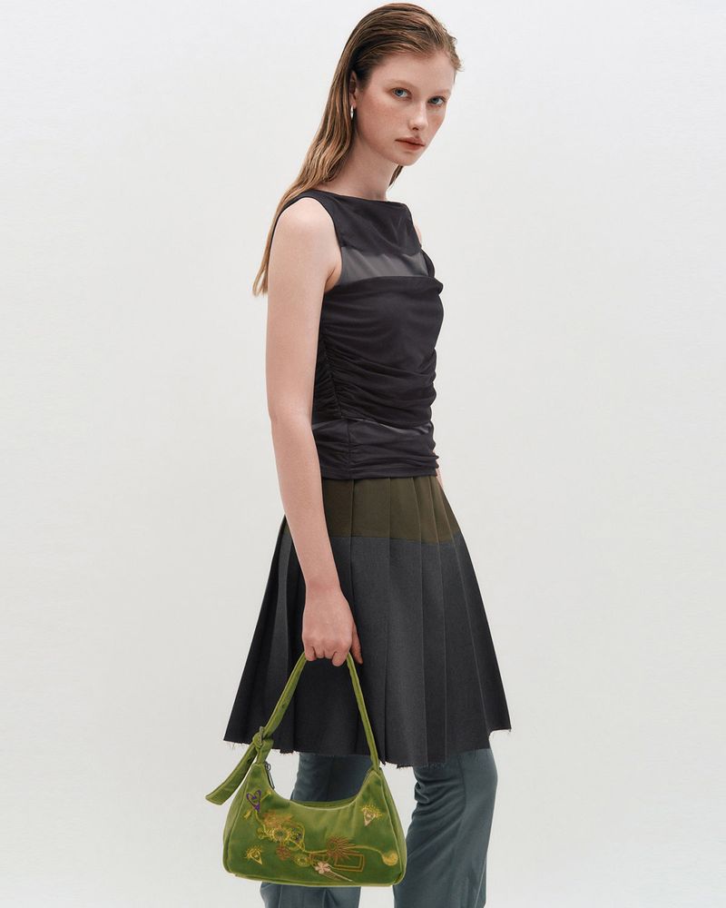 KIMZISU（キムジス）の「Raw Edge Colour Block Pleated Skirt _ KHAKI（Skirts）」