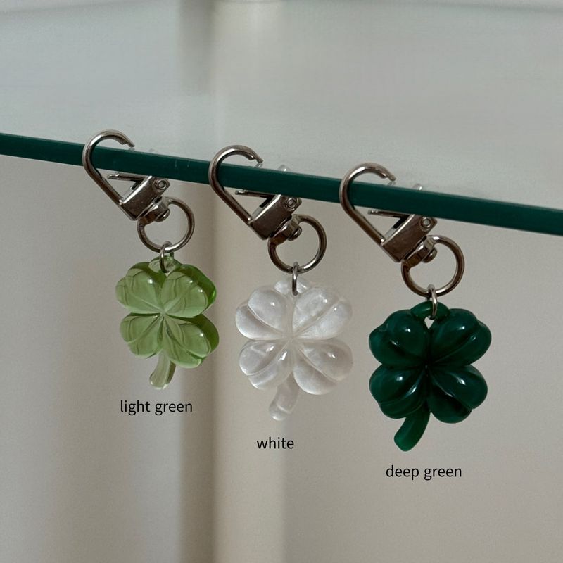 mini four leaf clover keyring