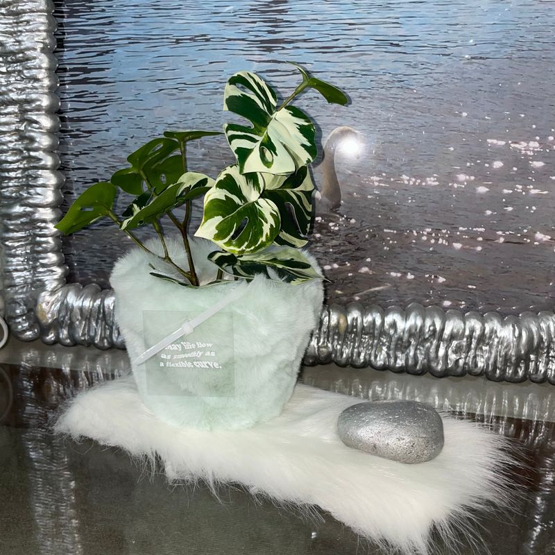 FLUFFY POT (M