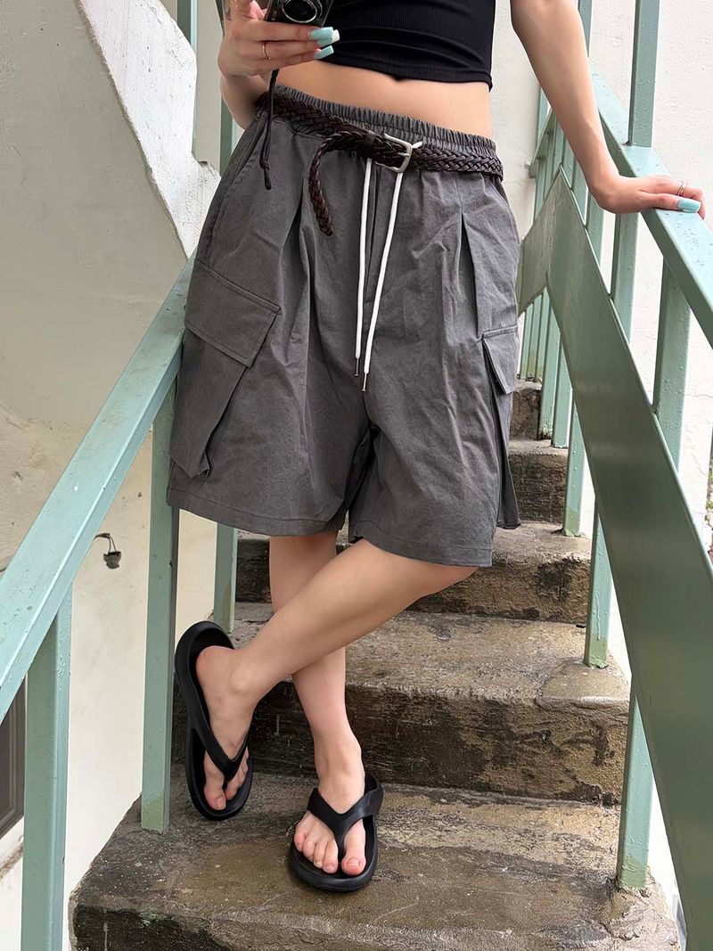 MUZESEOUL（ミューズソウル）の「Pigment cargo bermuda pants(3color)（Pants）」