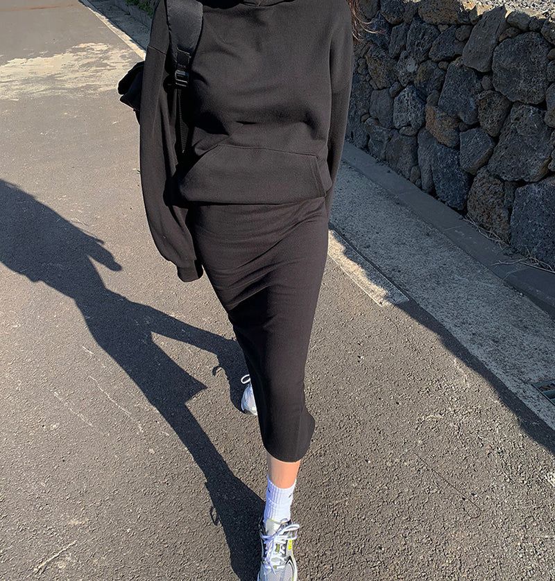 [MADE] Stern hip sweatshirt