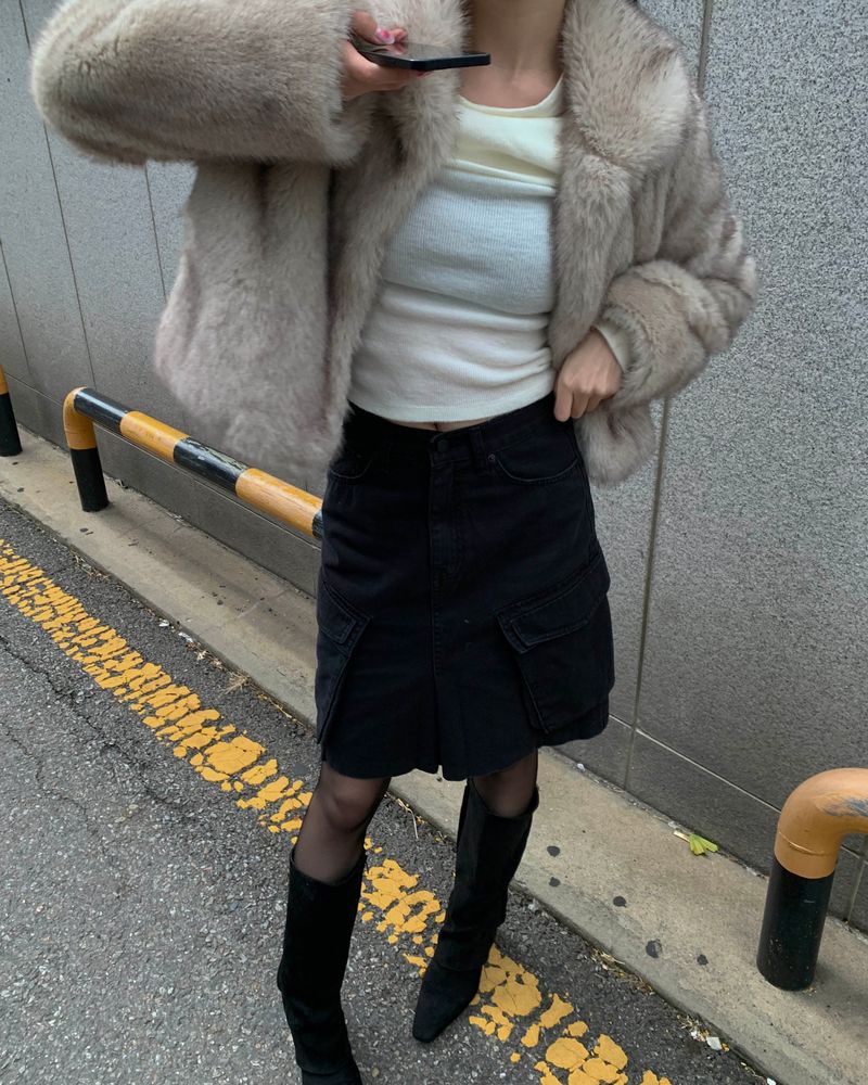 Core cargo skirts