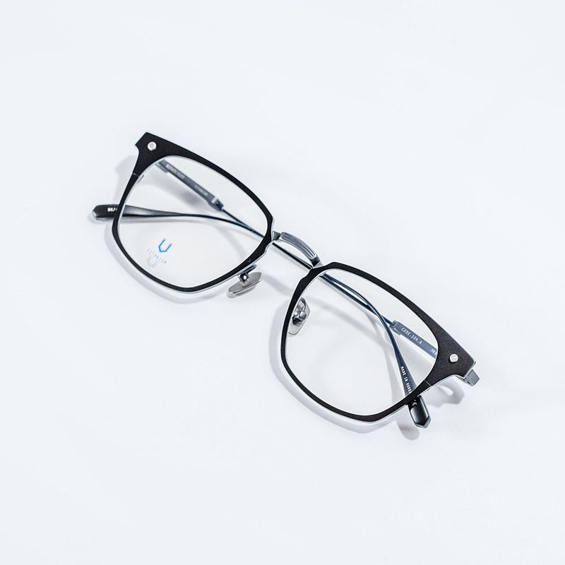 Knouun Square titanium glasses CODE. 104. A Black N Gray