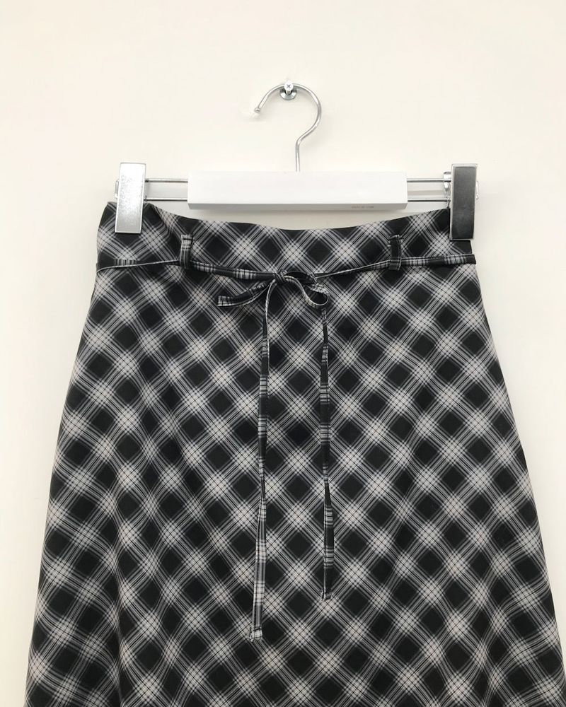 Mellow Chiffon Checkered Skirt (2 Colors)