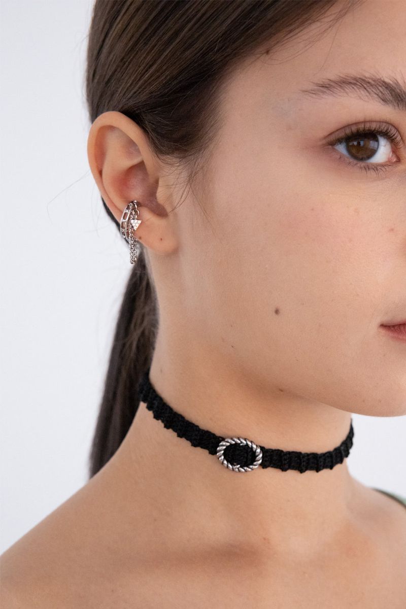 Drop chain layered earcuff