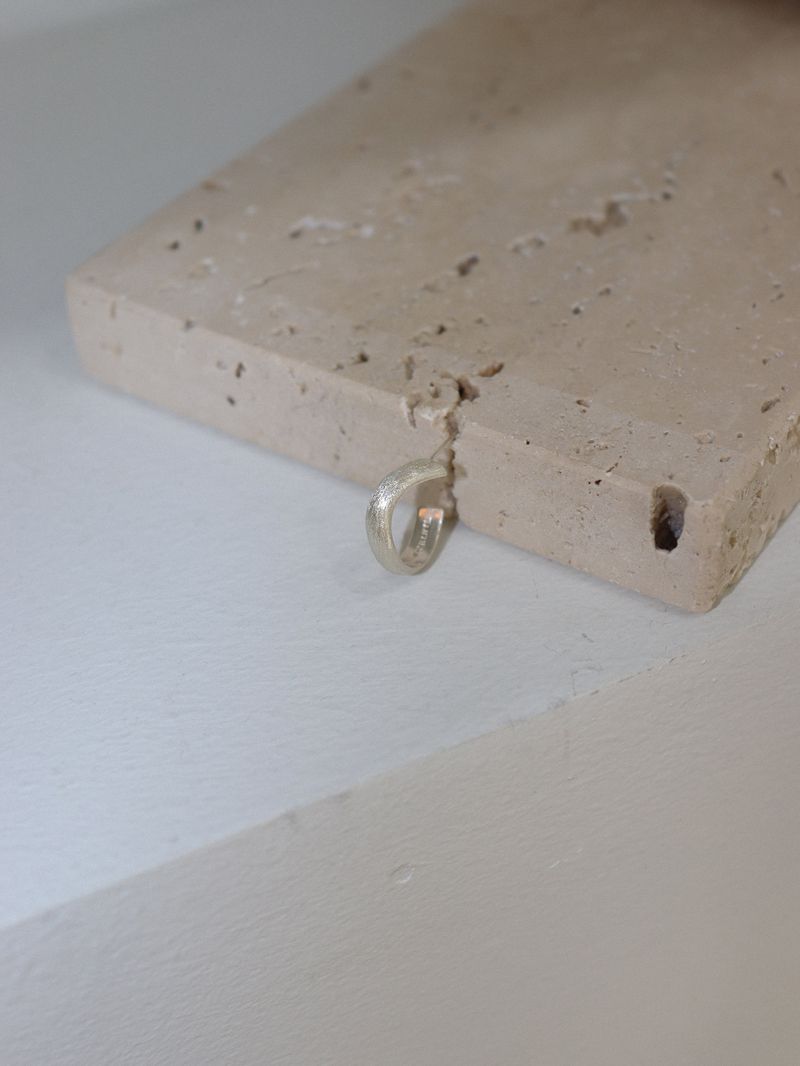 WAVE EARRING (SATIN)
