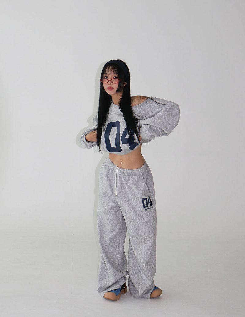 Number off-shoulder oversized fit sweat suit set
