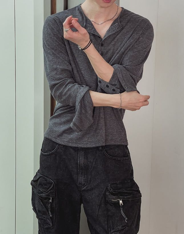 Div Ribbed Henley Neck Long Sleeve Tee 