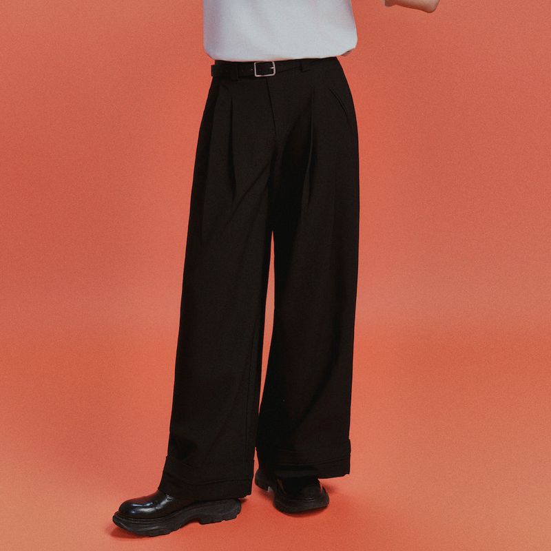 DVRK（ダーク）の「DVRKプライブダブルプリーツワイドレッグパンツ - ブラック（パンツ）」