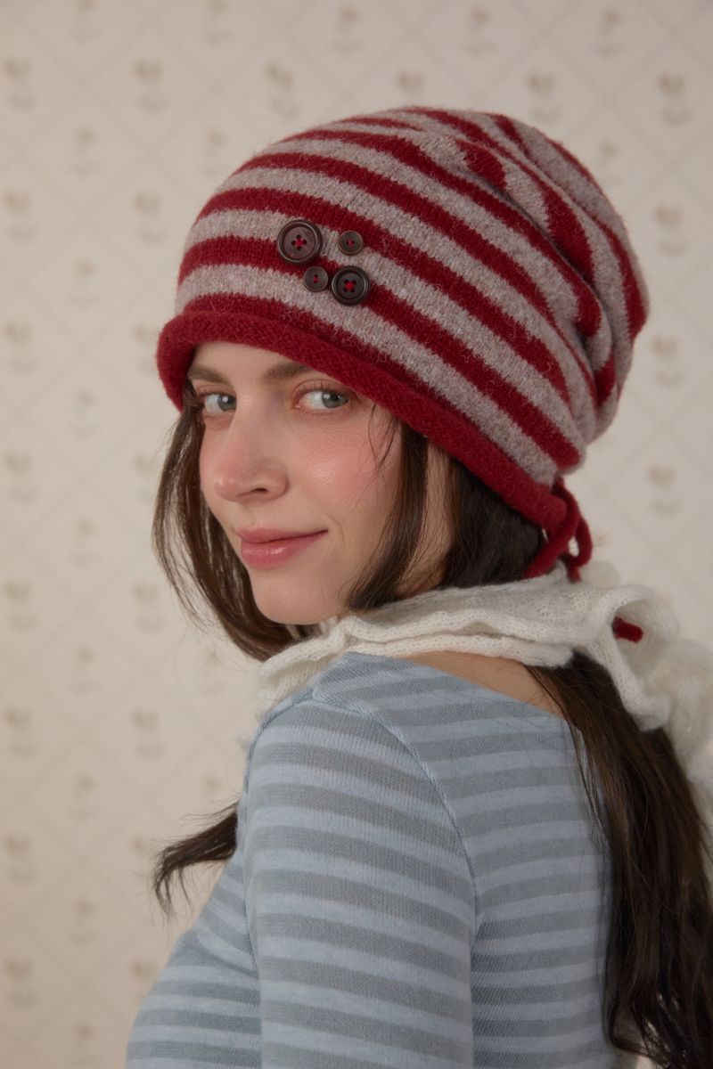 VINTAGE KNIT BEANIE