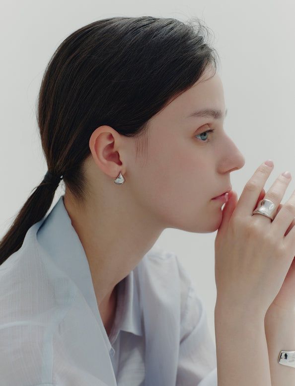 26SS★ H Edition (W) Volume Lune Earrings