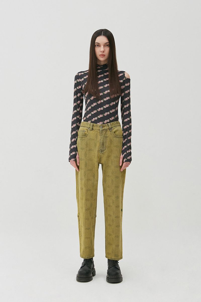 Flower Pattern Turtleneck_Black
