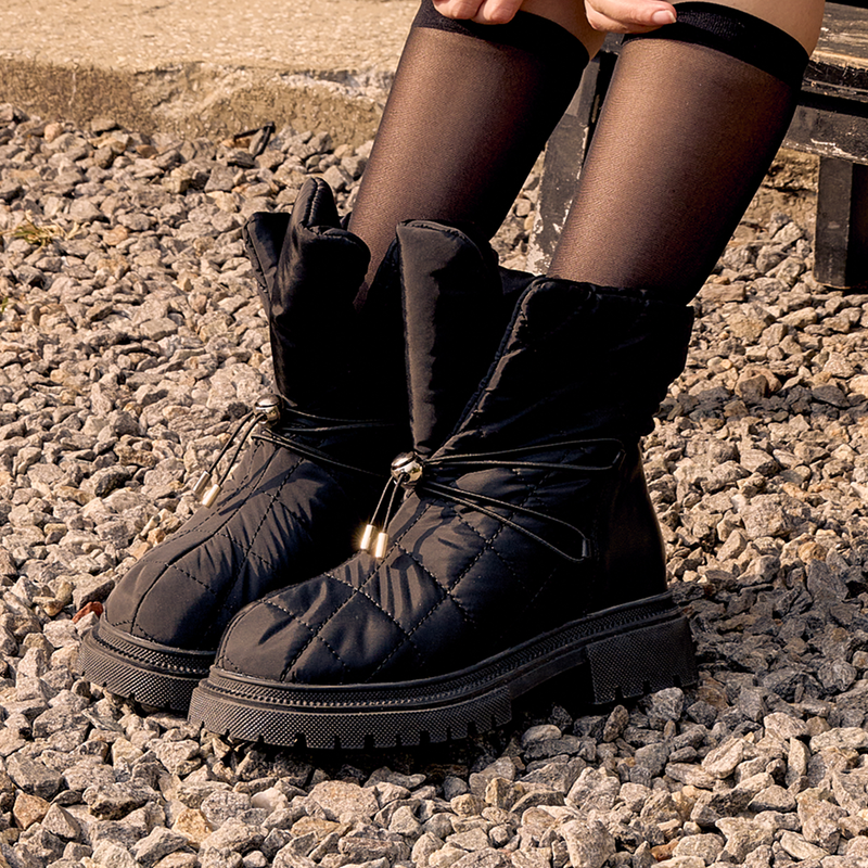 SHOEHI(シューハイ)の「 Hi Diamond Quilted Padded Boots _B5559(Shoes)」