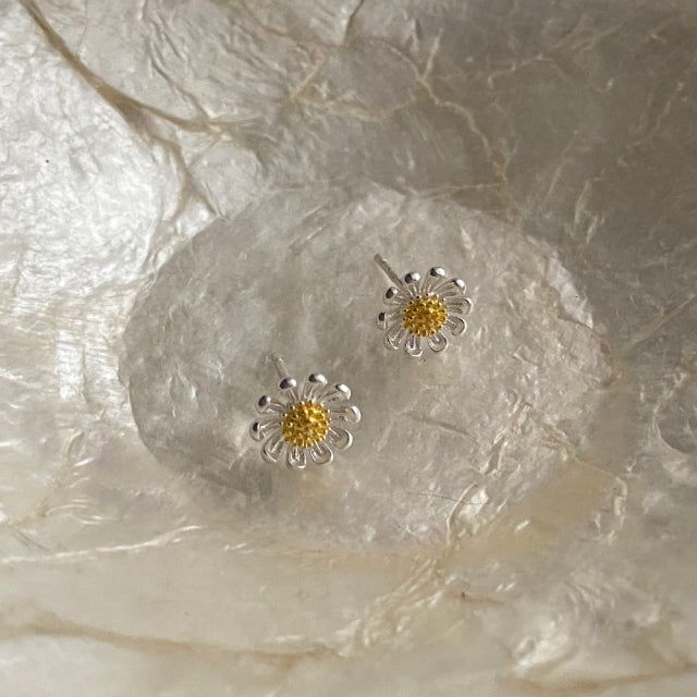 deii Silver 925 Daisy Pastel Flower Point Simple Earrings