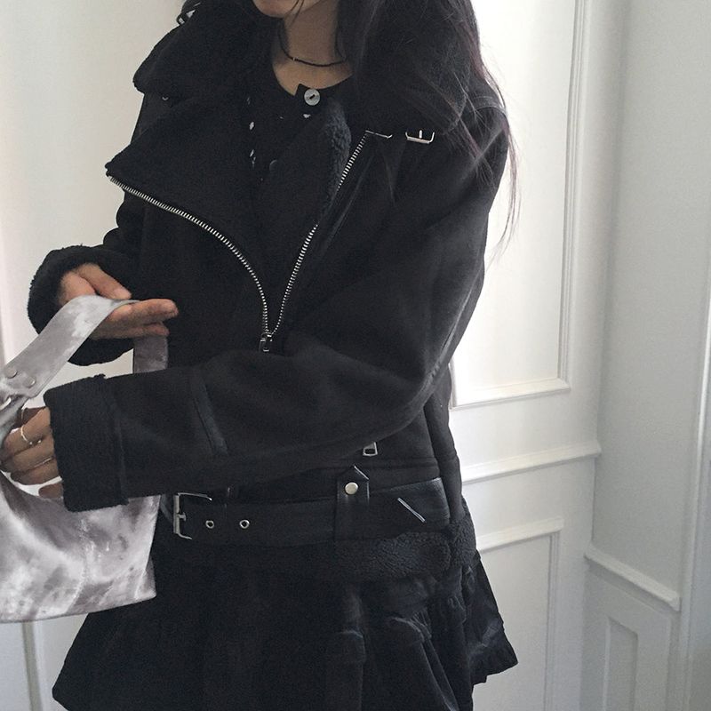 Shawtee Oversized-Fit Belt Wool Suede Mustang