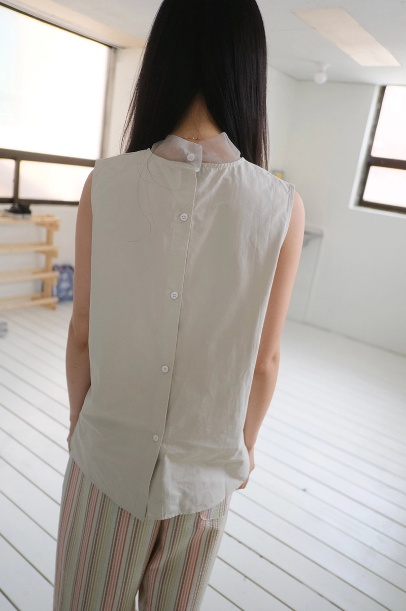nana sleeveless (2c)
