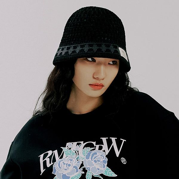 SHINING KNIT BUCKET HAT