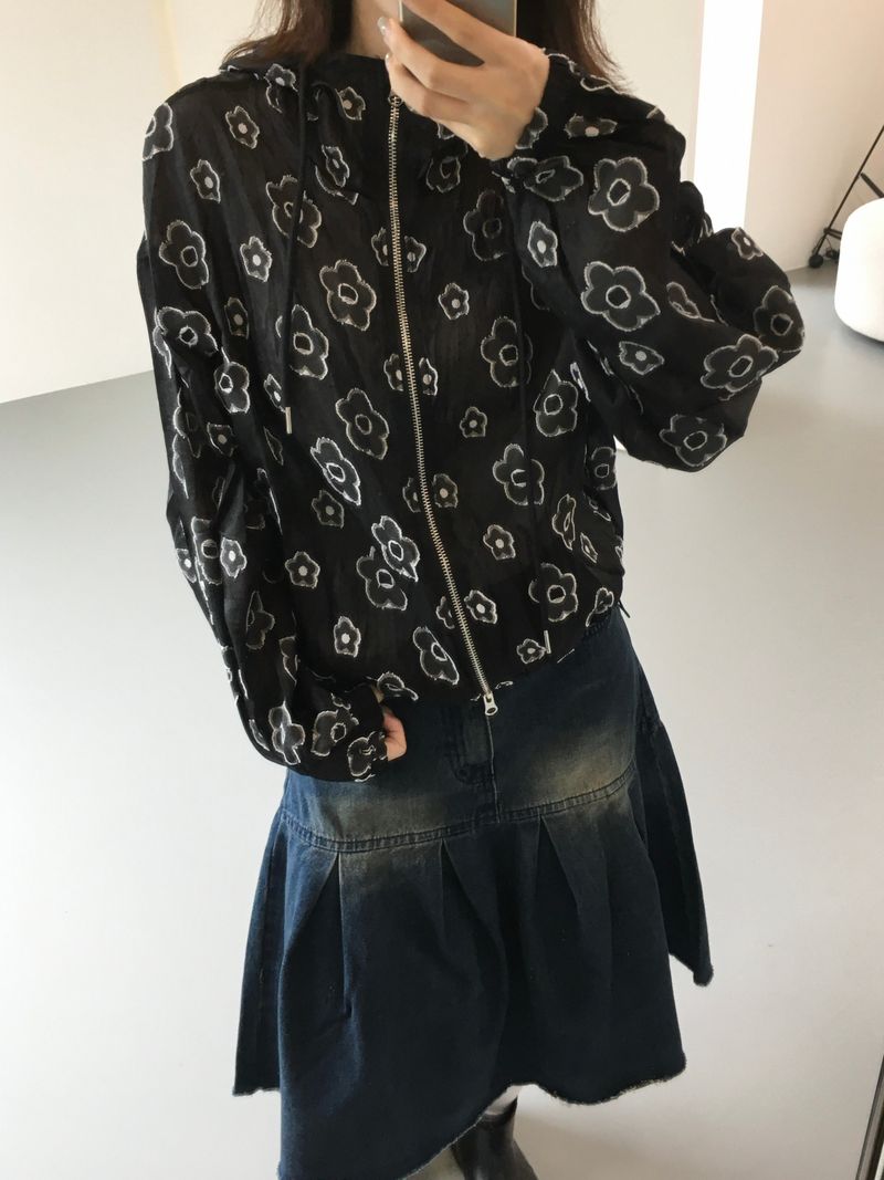 Airy Bloom Flower Zip-Up (3c)