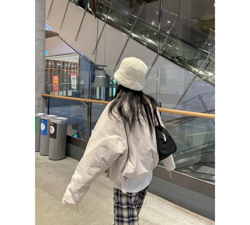Fur bucket hat