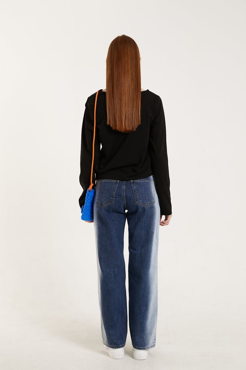 UNIQUE CUTTING T.SHIRT