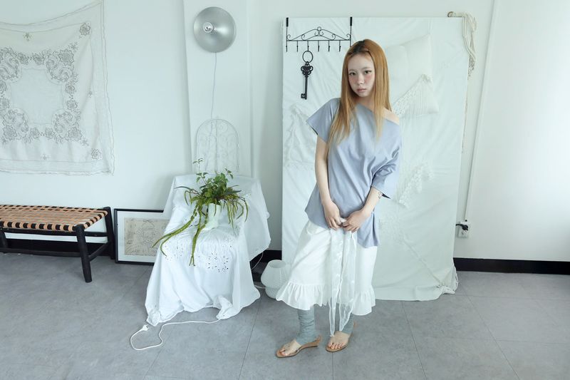 FRILL LOW HALF PANTS