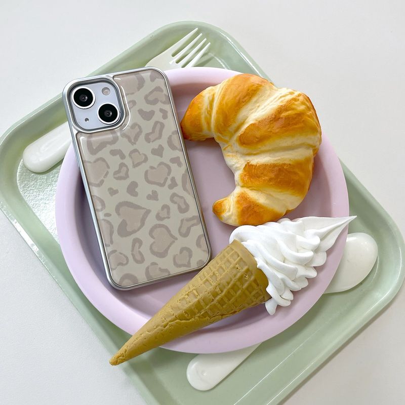 [MADE][Glass Silver Bumper Case] Heart Leopard Drawing Case ⋆ Beige
