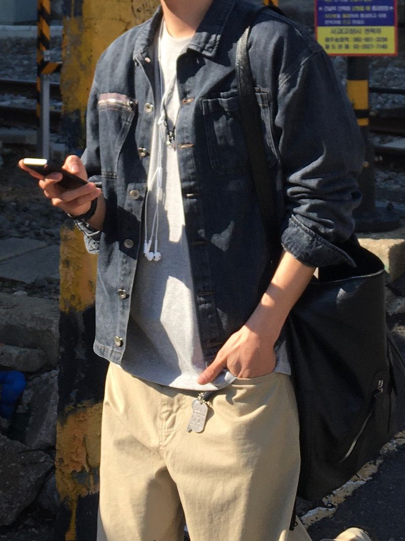 Flow Denim Shacket (M, L / 2colors)