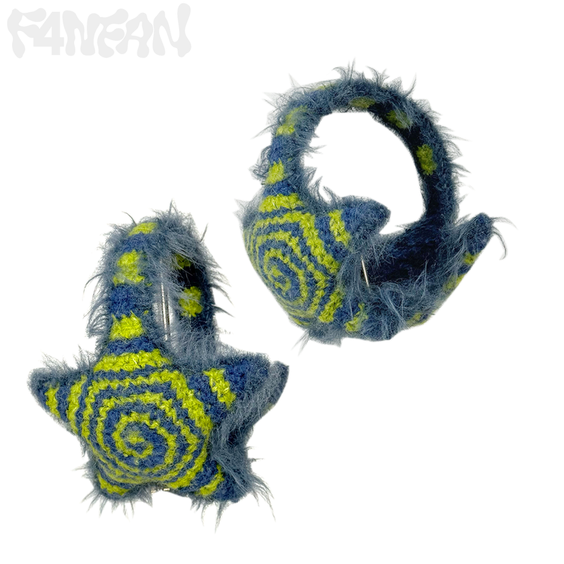 F4NFAN（ファンファン）の「ハンドメイド クロシェ スター イヤーマフ 抹茶 & ミッドナイトブルー（帽子）」
